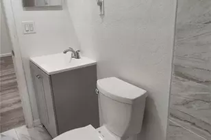 9801 Oaks St, Tampa, FL 33635 - Photo 33