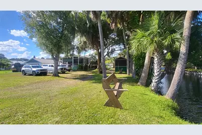 1025 Roberts Lane, Moore Haven, FL 33471 - Photo 25