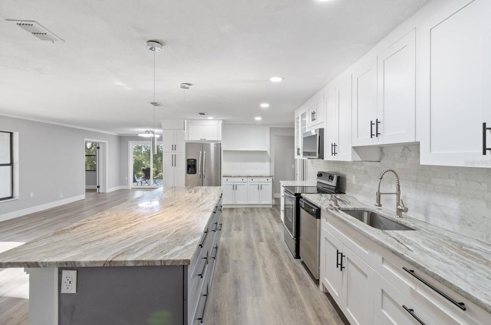 3512 Shorewood Dr, Dunnellon FL  34431-3766 exterior