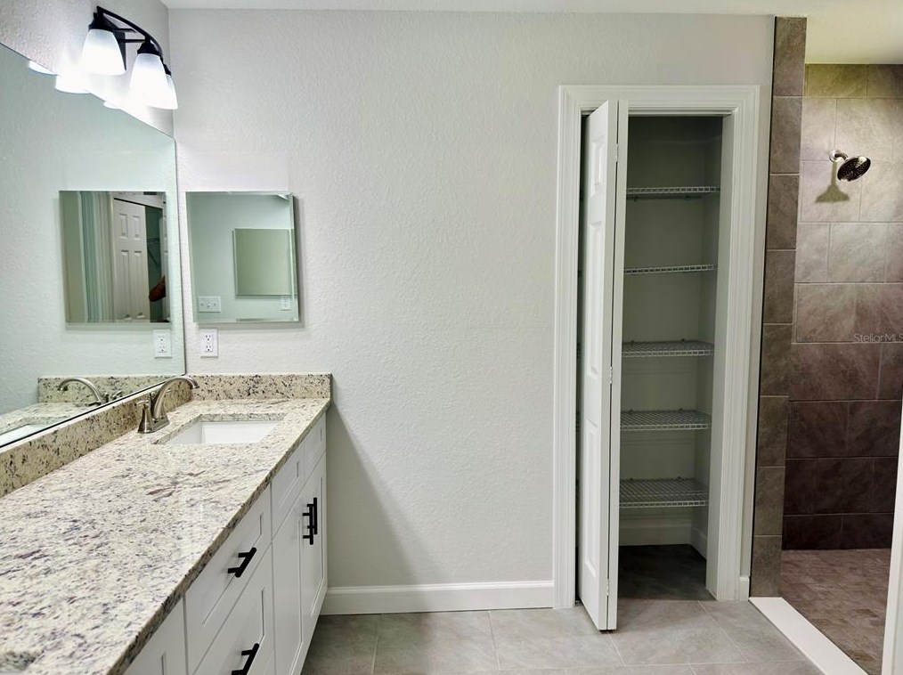 9449 159 Ln, Summerfield FL  34491-5643 exterior