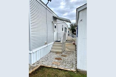 3146 NE 103rd Avenue, Silver Springs, FL 34488 - Photo 7