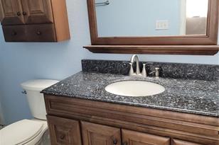 2115 NE 58th St - Photo 7