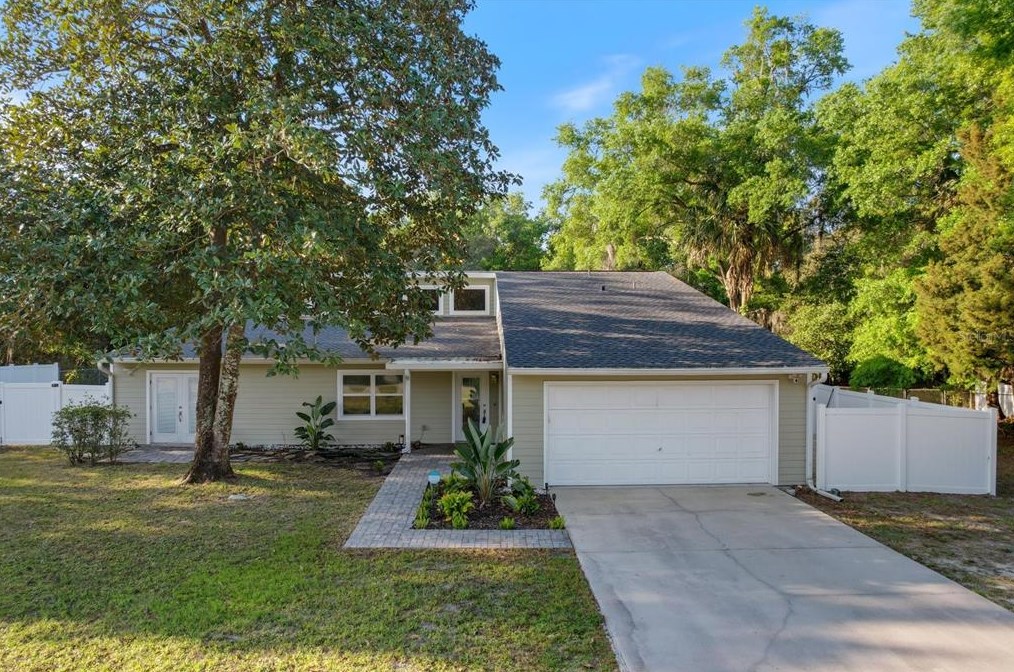 6404 Seven Rivers Dr, Crystal River FL  34429-7699 exterior