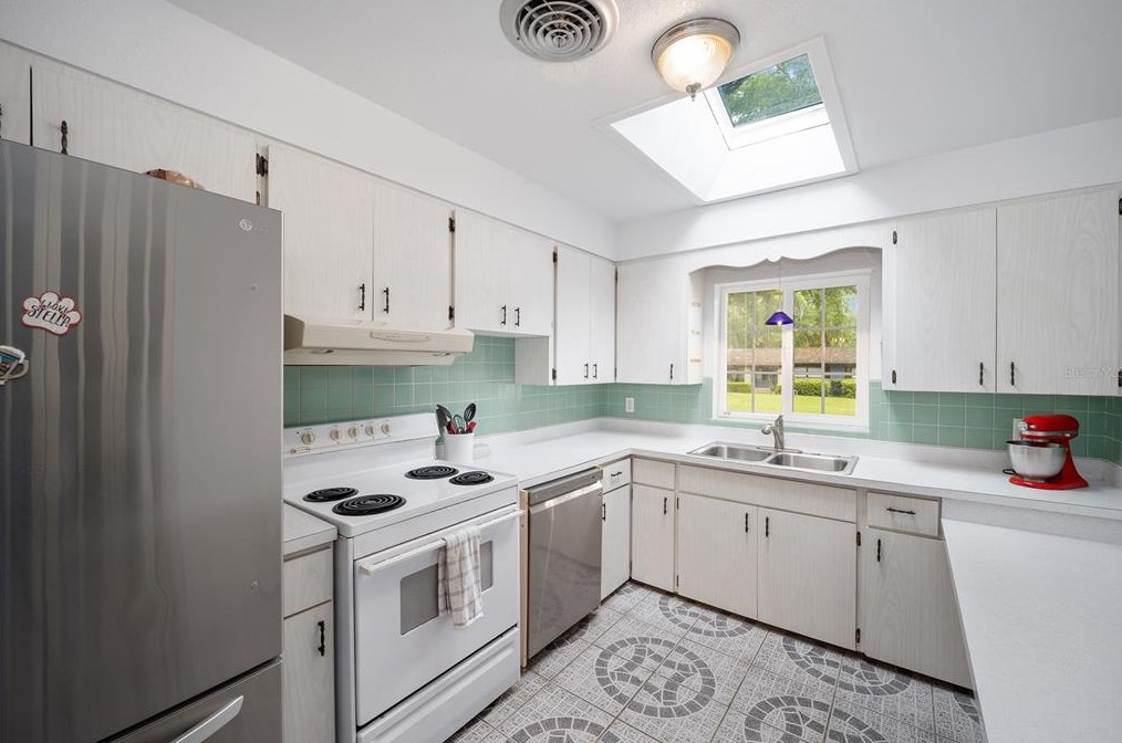 55 31st Terrace Rd, Ocala FL  34470-1941 exterior