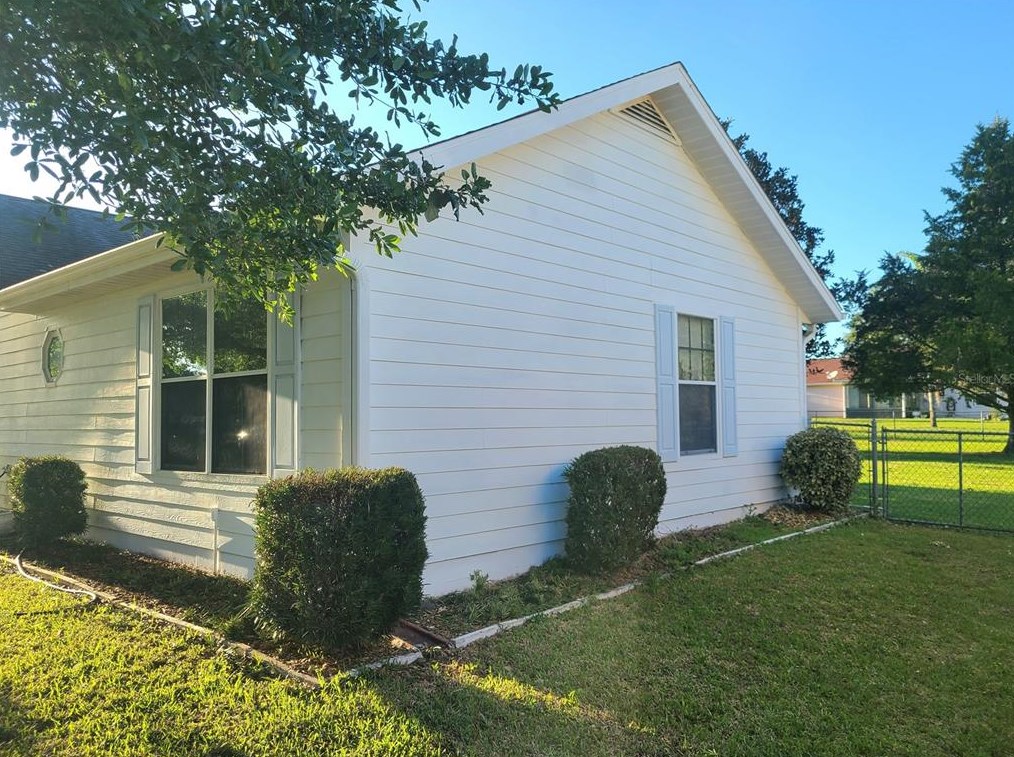 4507 30th Pl, Ocala FL  34482-8383 exterior