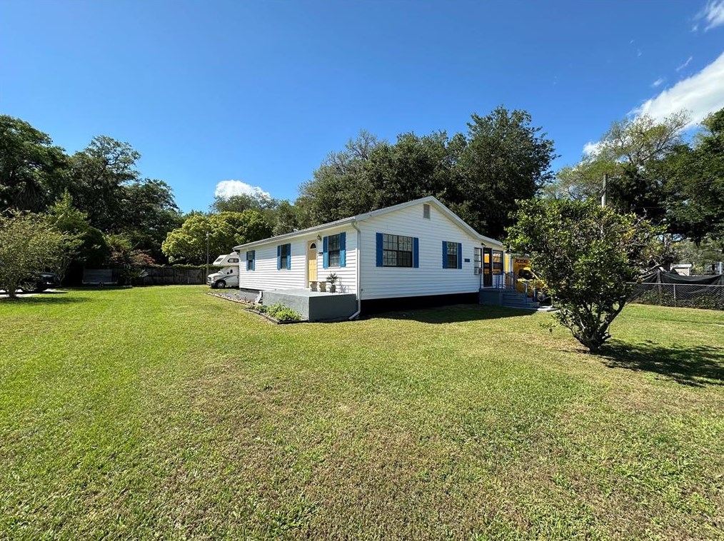 16150 99th Ct, Summerfield FL  34491-5726 exterior