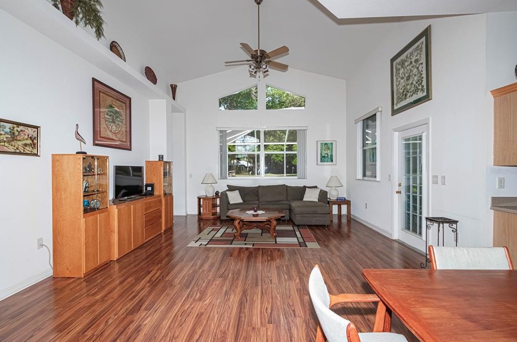 10909 69 Cir, Ocala FL  34476-3985 exterior