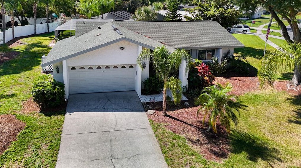 1001 Redbud Cir, Plant City FL  33563-8876 exterior