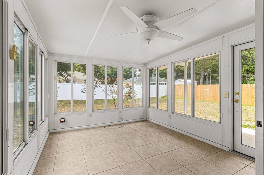 9292 161st Pl, Summerfield FL  34491-5873 exterior