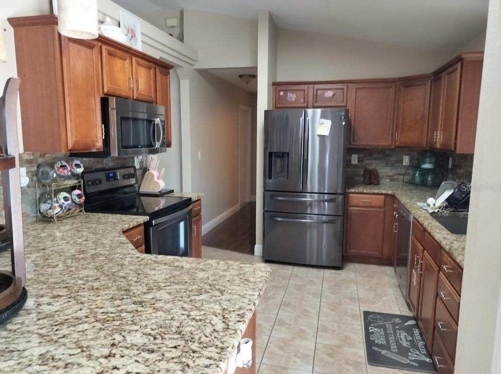 12214 100th Ct, Belleview FL  34420-7090 exterior