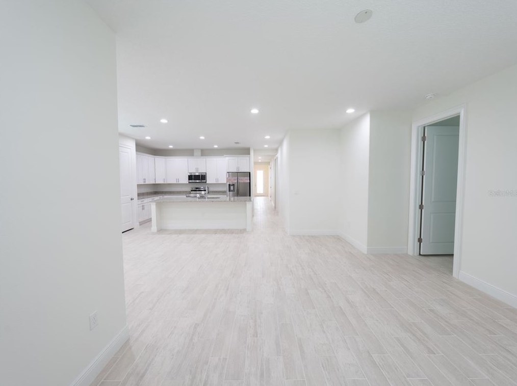 8956 164 Pl, Summerfield FL  34491-7019 exterior