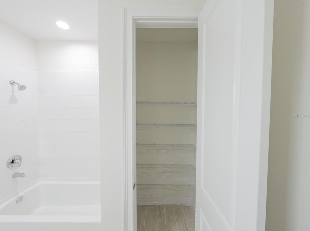 8956 164 Pl, Summerfield FL  34491-7019 exterior