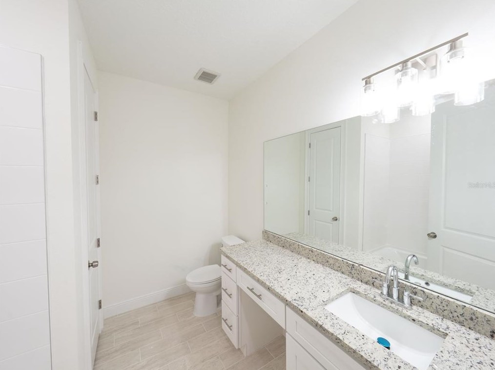 8956 164 Pl, Summerfield FL  34491-7019 exterior