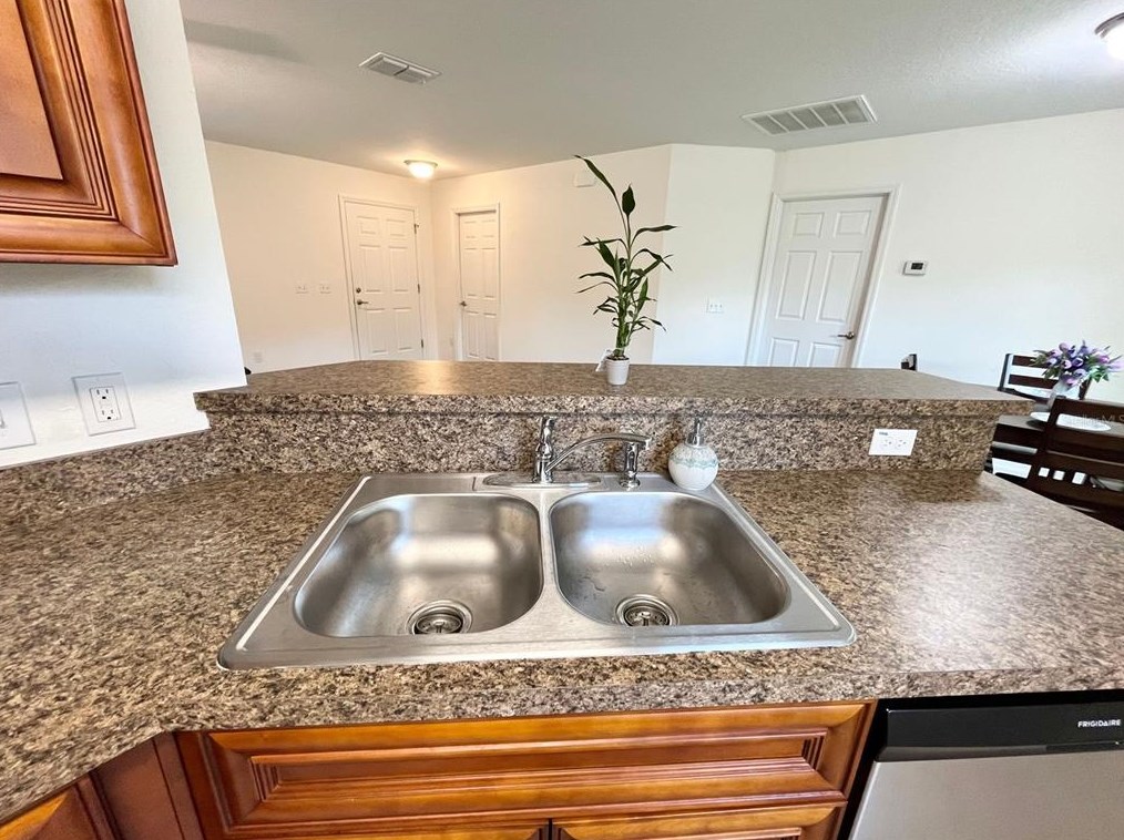 10 Cedar Tree Ter, Ocala FL  34472-2823 exterior