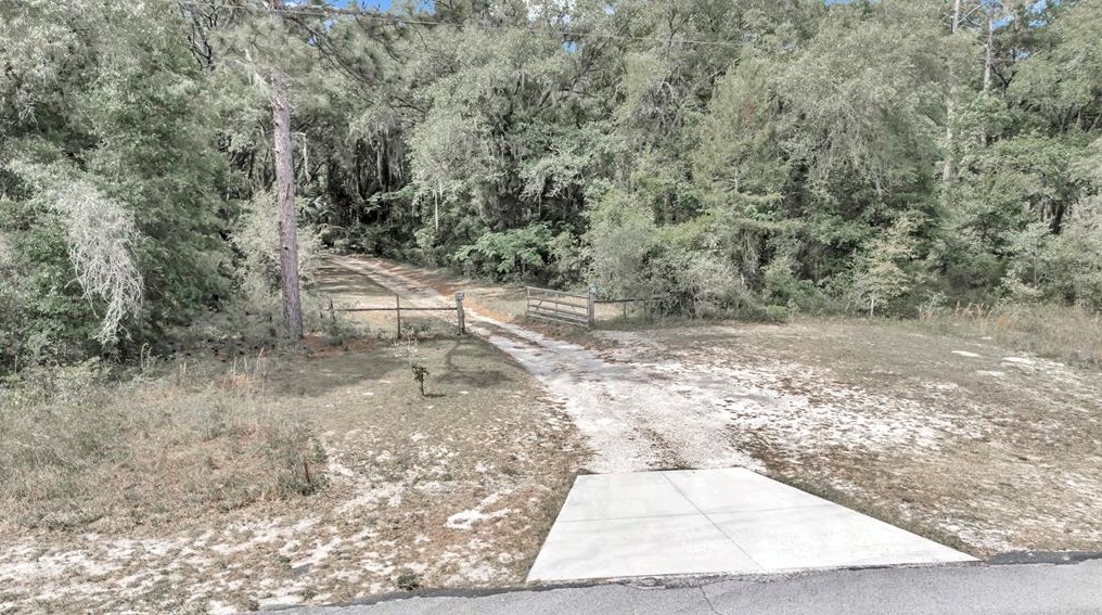 24314 Shorewood Dr, Dunnellon FL  34431-3020 exterior