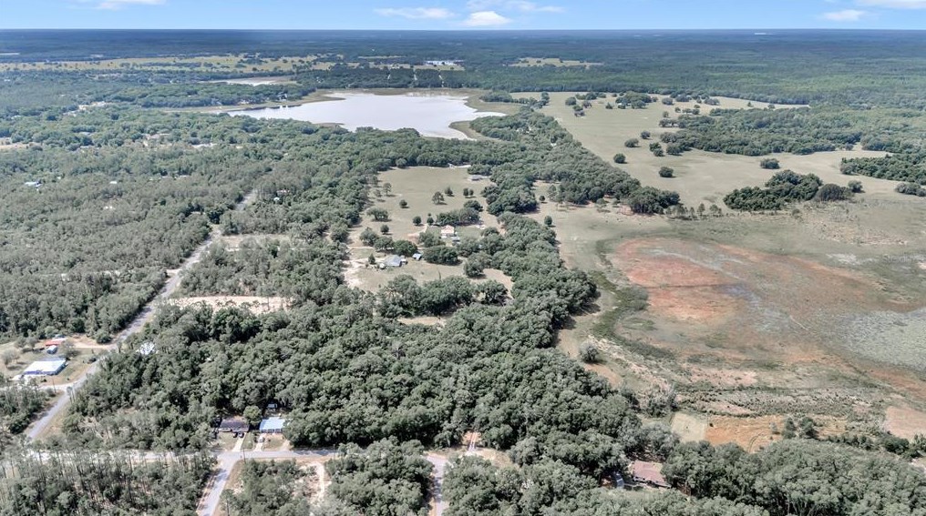 24314 Shorewood Dr, Dunnellon FL  34431-3725 exterior