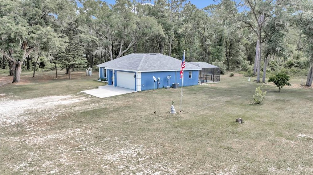 24314 Shorewood Dr, Dunnellon FL  34431-3725 exterior