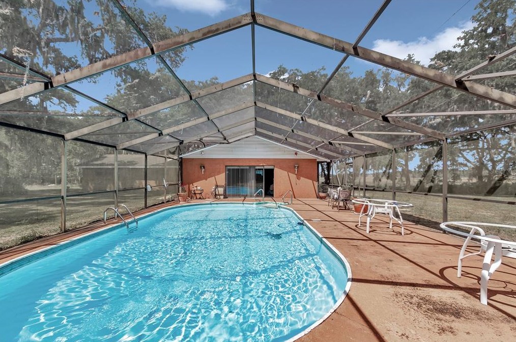 24320 Shorewood Dr, Dunnellon FL  34431-3724 exterior