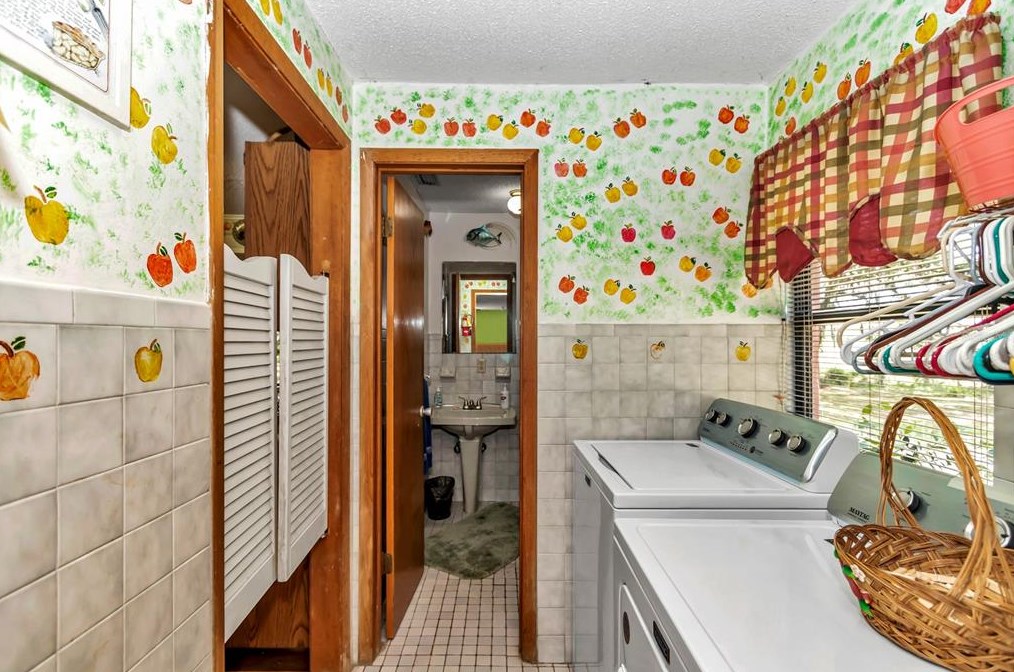 24320 Shorewood Dr, Dunnellon FL  34431-3724 exterior