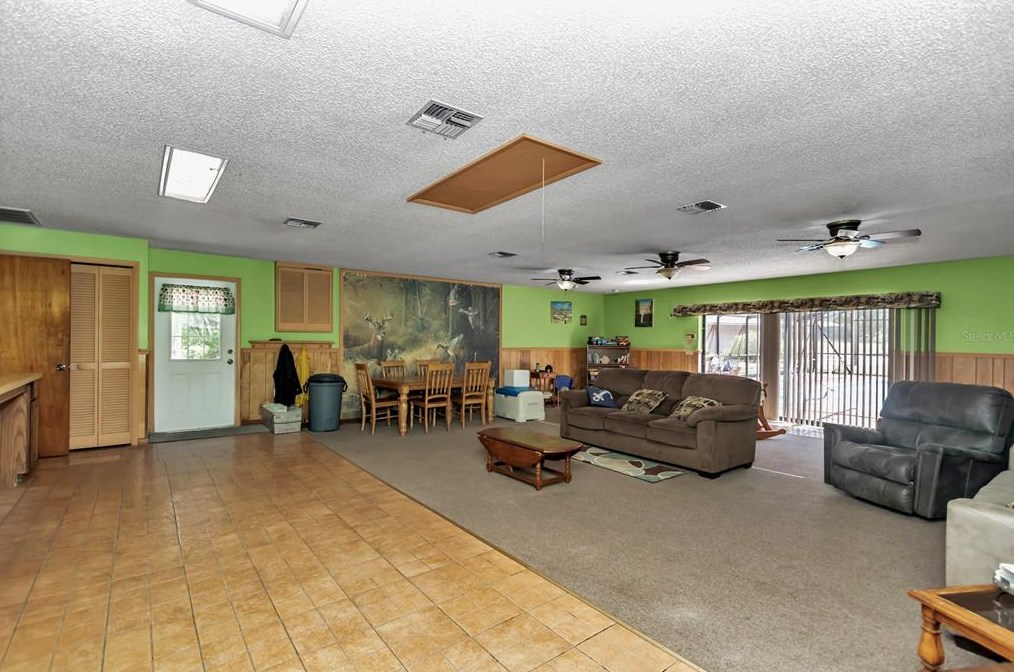 24320 Shorewood Dr, Dunnellon FL  34431-3724 exterior