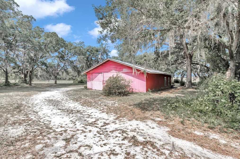 24320 Shorewood Dr, Dunnellon FL  34431-3020 exterior