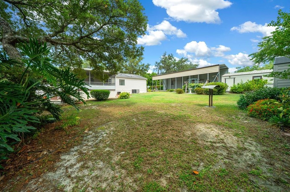 2427 178 Ave, Silver Springs FL  34488-6159 exterior