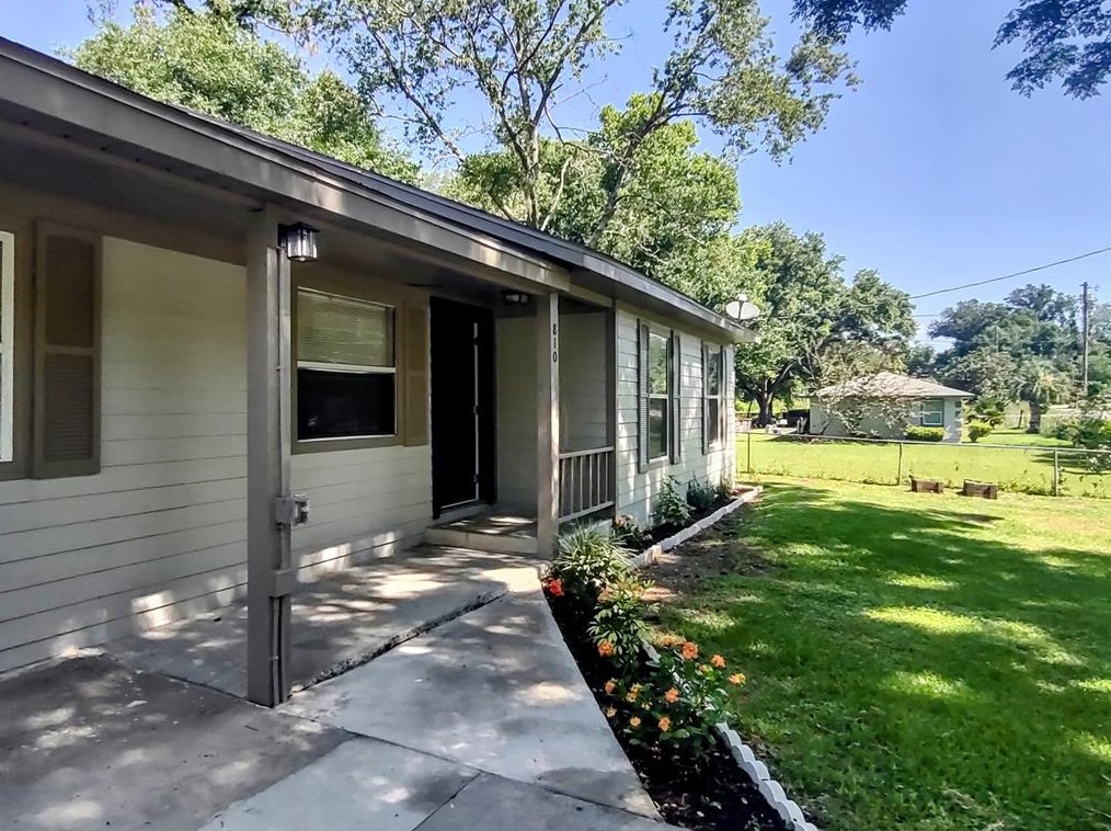 810 59th Ct, Ocala FL  34482-5121 exterior