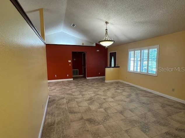 100 Crestwood Dr, Interlachen FL 32148-7362 exterior