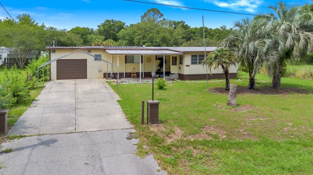 10901 128 St, Belleview FL  34420-6949 exterior