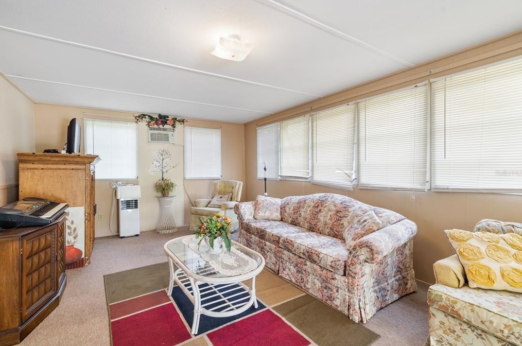 10901 128 St, Belleview FL  34420-6949 exterior