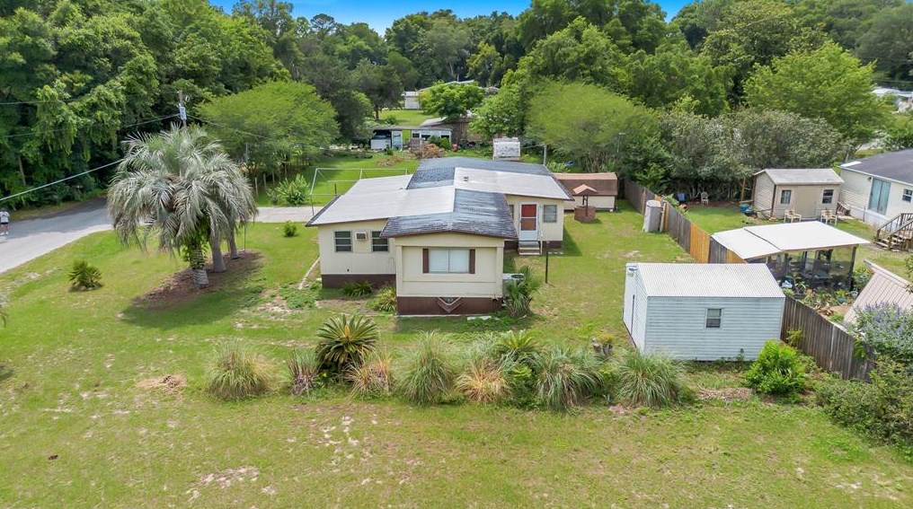 10901 128 St, Belleview FL  34420-6949 exterior