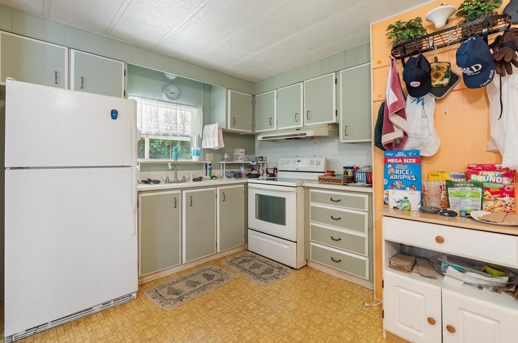 10901 128 St, Belleview FL  34420-6949 exterior