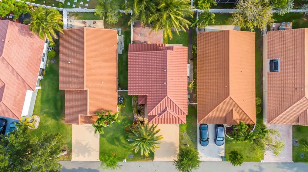 18312 7 St, Hollywood FL 33029-3684 exterior