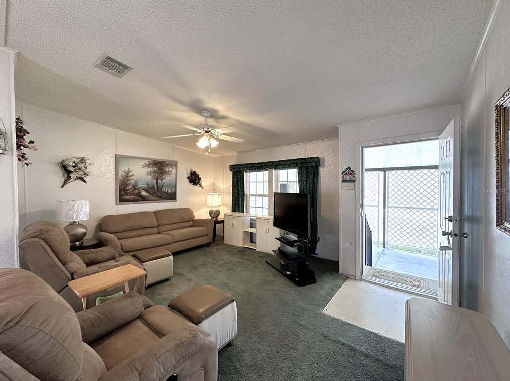 343 Nesbitt Park Ave, Davenport FL  33897-8231 exterior