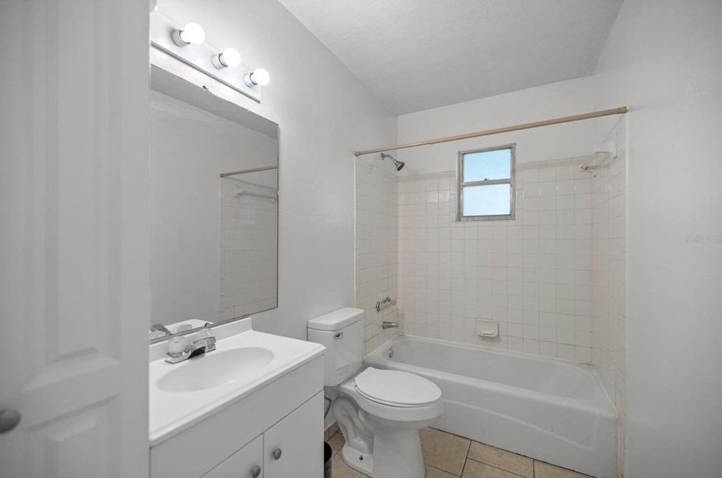 3721 14th Ave, Ocala FL  34479-2411 exterior