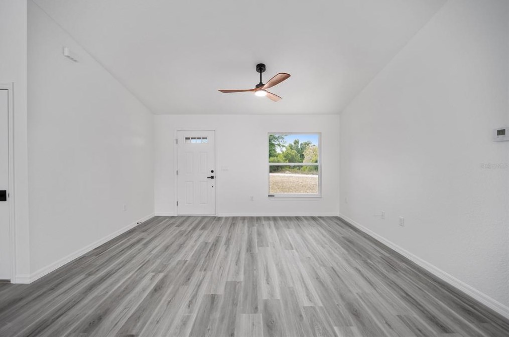 131 Commodore Rd, Dunnellon FL 34431-2214 exterior