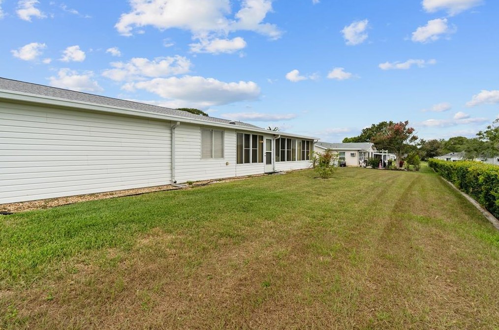 9835 176th St, Summerfield FL 34491-8916 exterior