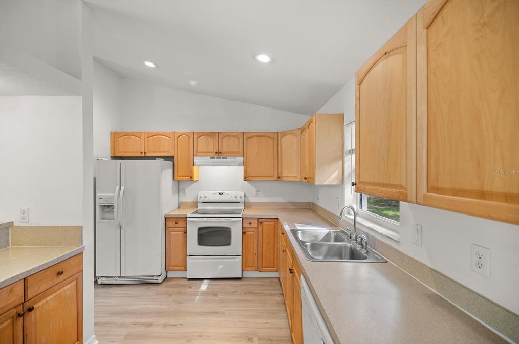 5907 Summerfield Pt, Dunnellon FL  34434-8261 exterior