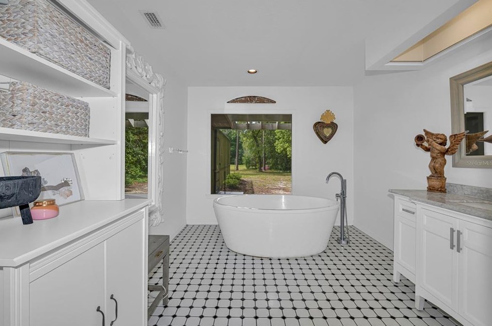 10 Byrsonima, Homosassa FL 34446-4600 exterior