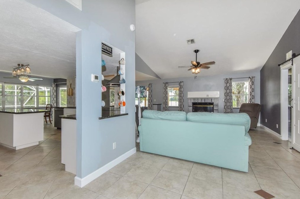 268 Shorewood Dr, Dunnellon FL 34431-3731 exterior