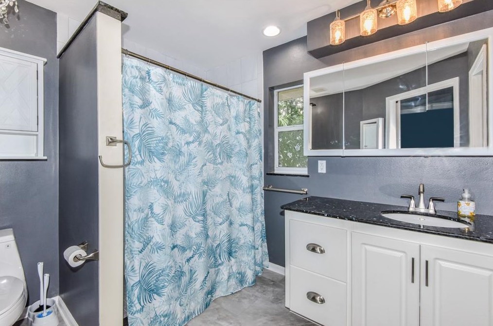 268 Shorewood Dr, Dunnellon FL 34431-3731 exterior