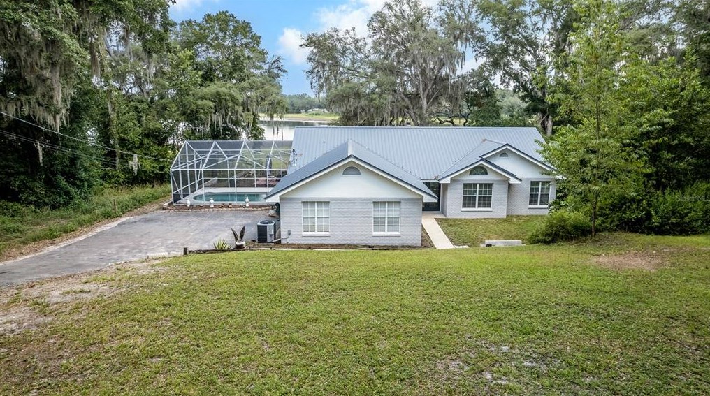 268 Shorewood Dr, Dunnellon FL 34431-3731 exterior