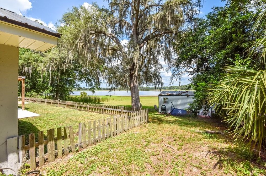 268 Shorewood Dr, Dunnellon FL 34431-3731 exterior