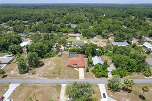 25 N Country Club Dr, Crystal River, FL 34429 - Photo 11