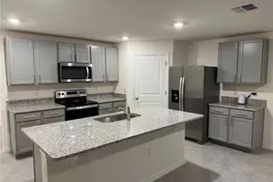 5585 SW 43rd Ct, Ocala, FL 34474 - Photo 7