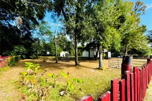 10581 E Buck Ln, Floral City, FL 34436 - Photo 3