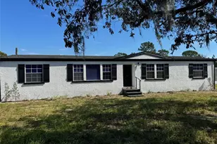 9437 N Singapore Ave, Dunnellon, FL 34433 - Photo 1