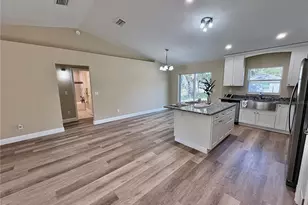 9285 SE Hwy 42, Summerfield, FL 34491 - Photo 11