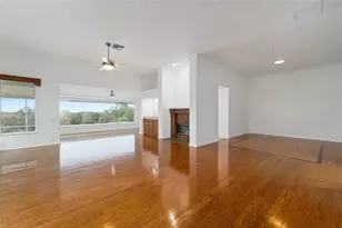 6042 Topsail Rd, Lady Lake, FL 32159 - Photo 3