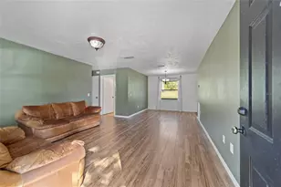 1811 NE 30th St, Ocala, FL 34479 - Photo 3